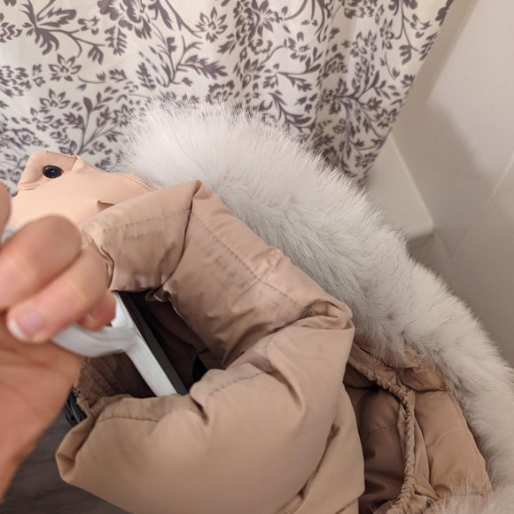 Mackage Patsy light down jacket with fur in Petal - Size XS - Picture 8 of 11
